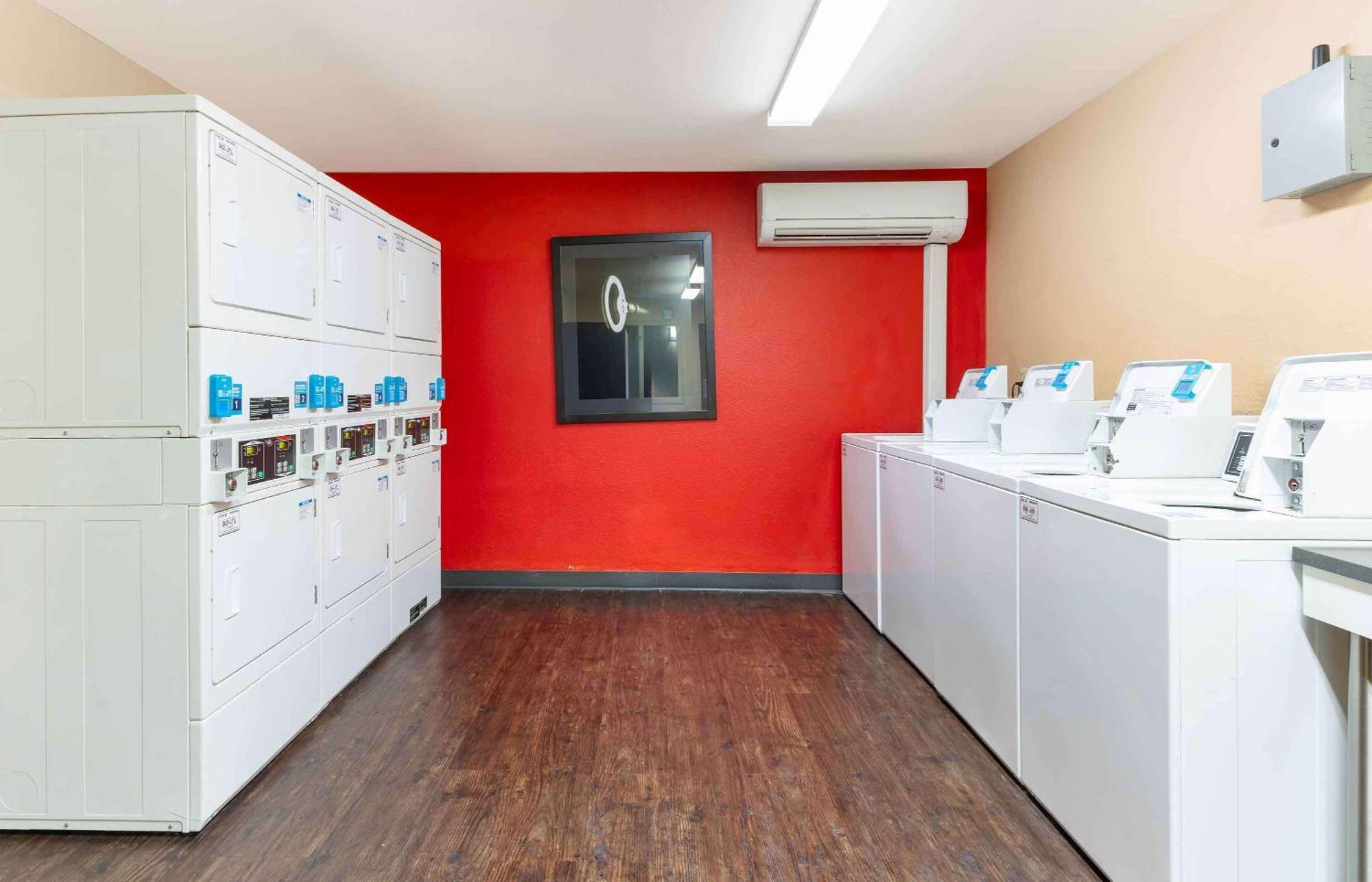 Extended Stay America Suites - Dublin - Hacienda Dr Eksteriør bilde